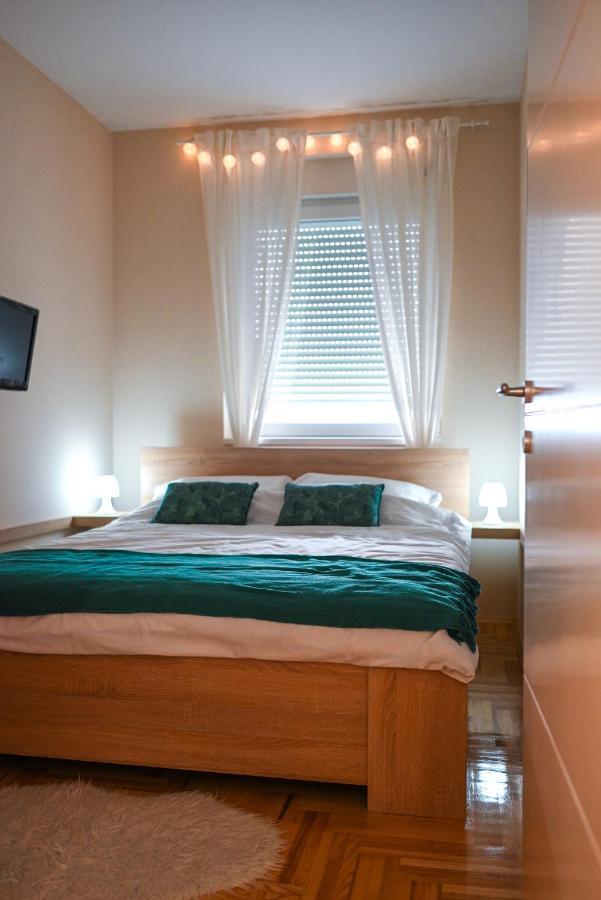 Lena Apartman Subotica Esterno foto